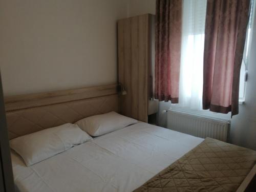ヤゴディナにあるWing Apartman Jagodinaのギャラリーの写真