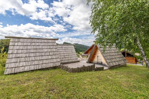 Фотография из галереи House Of Nature With Sauna And Tents - Happy Rentals в городе Planina pri Sevnici