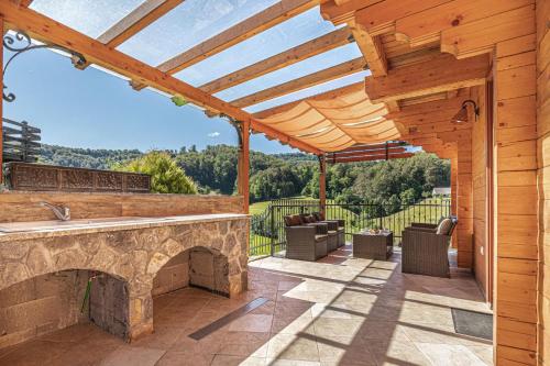 Μπαλκόνι ή βεράντα στο House Of Nature With Sauna And Tents - Happy Rentals