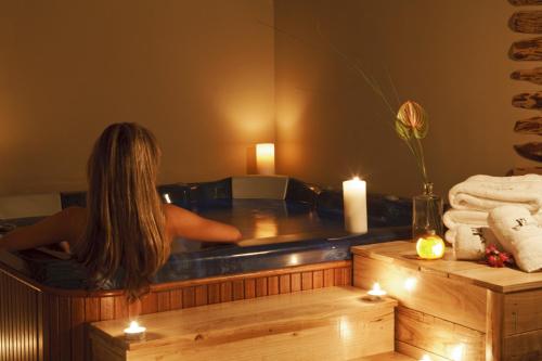 Hosté ubytování 12 Months Resort & Spa