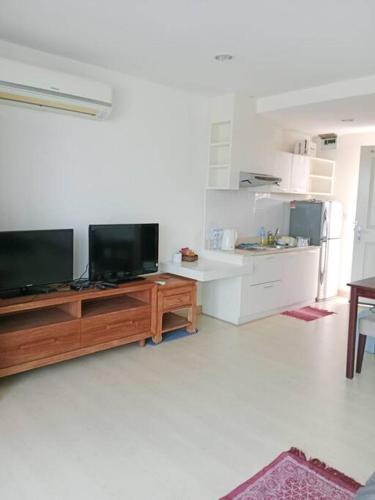 Dapur atau dapur kecil di คอนโดเดอะบีช บางแสน 327/54
