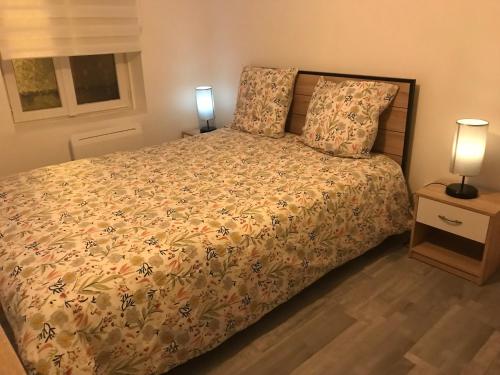 Chambre lit double, espaces partagés, 10km de Paris, 2 km du métro