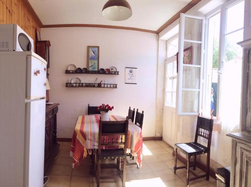 Η κουζίνα ή μικρή κουζίνα στο ile de Ré maison