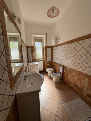 Et badeværelse på Casa Olbia