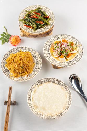 Comida en el hotel o alrededores