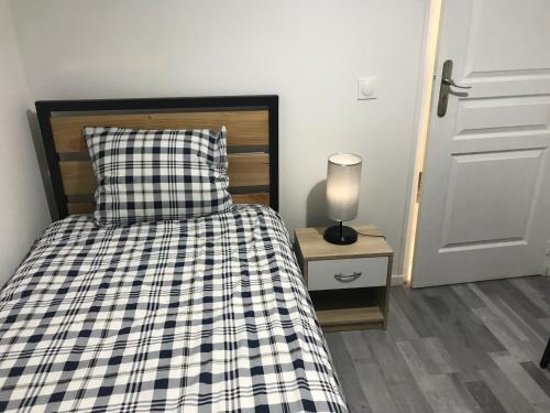 Chambre lit une personne, espaces partagés, 10km de Paris, 2km du métro