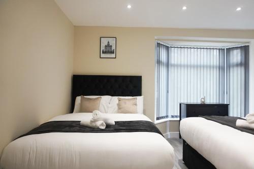 4 Bedroom, Sleeps 8, Free Parking, 5 mins from LFC, 15 Mins City Centre photo 28