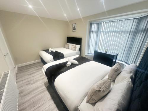 4 Bedroom, Sleeps 8, Free Parking, 5 mins from LFC, 15 Mins City Centre photo 30