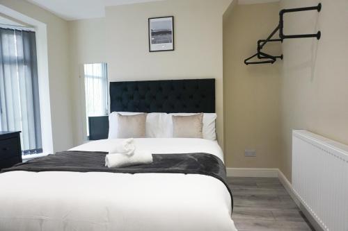 4 Bedroom, Sleeps 8, Free Parking, 5 mins from LFC, 15 Mins City Centre photo 47
