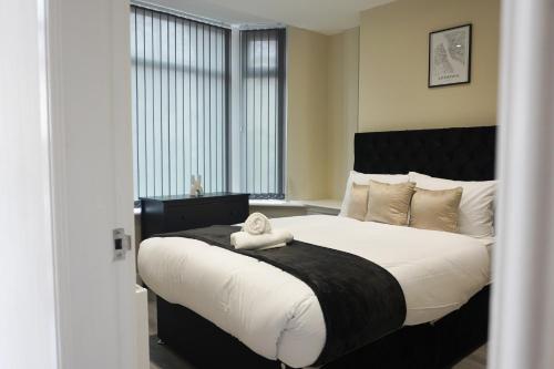 4 Bedroom, Sleeps 8, Free Parking, 5 mins from LFC, 15 Mins City Centre photo 59