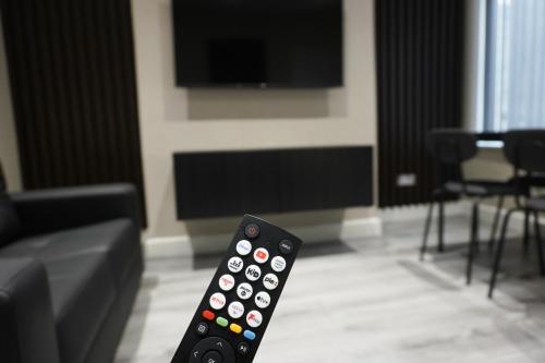 4 Bedroom, Sleeps 8, Free Parking, 5 mins from LFC, 15 Mins City Centre photo 61