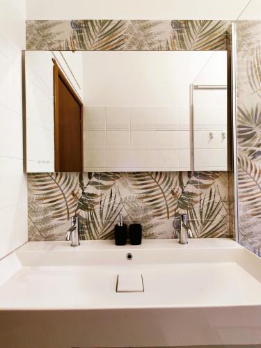 Luxury Apartment in Piazza 5 Giornate Milan
