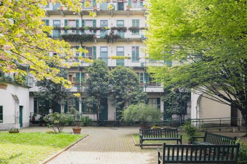 Easylife - Milano - Giusti 5 - Sarpi