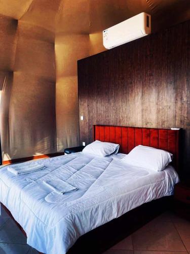 Ένα ή περισσότερα κρεβάτια σε δωμάτιο στο Rum Orientale Luxury House
