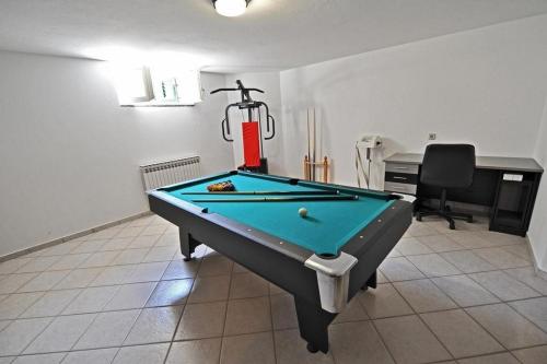 Luxury villa with a swimming pool Zadar - Diklo, Zadar - 22230