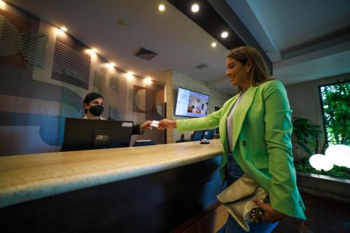 Imagem da galeria de Hotel GH Guaparo Inn Valencia em Valencia