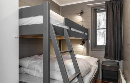 Двох'ярусне ліжко або двоярусні ліжка в номері 3 Bedroom Nice Apartment In Hemsedal