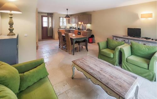 Awesome Home In Saint-Laurent-De-La-Cabrerisse