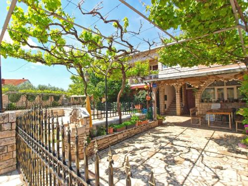 Ferienwohnung für 6 Personen ca 90 qm in Fažana, Istrien Istrische Riviera