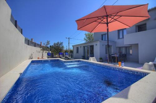 Ferienhaus mit Privatpool für 8 Personen ca 80 qm in Ližnjan, Istrien Südküste von Istrien