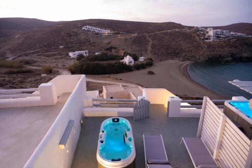 Seaview Mesonette with private Hot tub