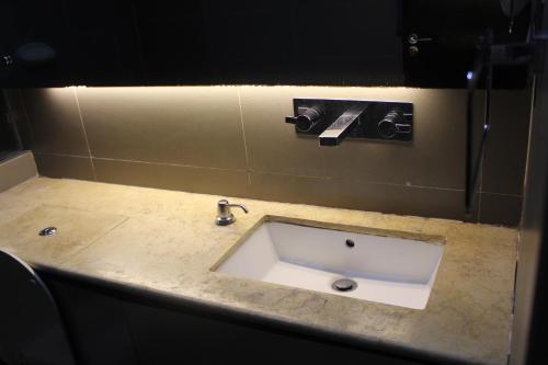 Hiltown Hotelにあるバスルーム