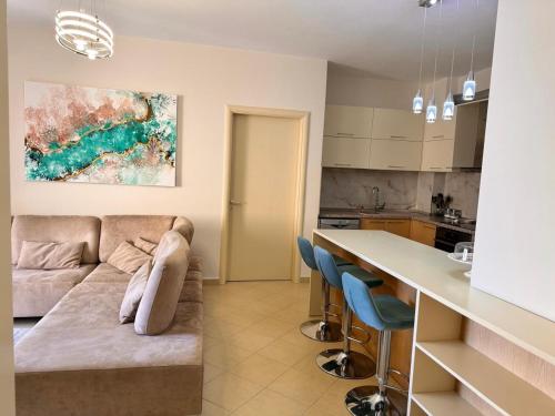 מטבח או מטבחון ב-ZaYoM Apartment