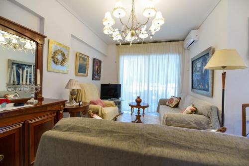 Tombra Home