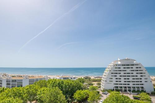 Vue mer grandiose la Grande Motte au Lady Blue Terrasse plein ciel Parking Privé