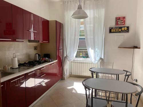 A cozinha ou cozinha compacta de Cardinal Vatican Inn