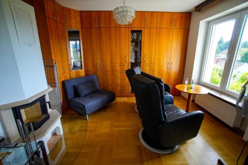 Χώρος καθιστικού στο Gemütliche Wohnung im Herrenhaus