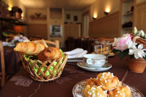 Mad på hotellet eller i nærheden