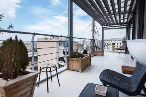 Curated Private Penthouse Hotel Room With Secure Gym Gallery View 51
