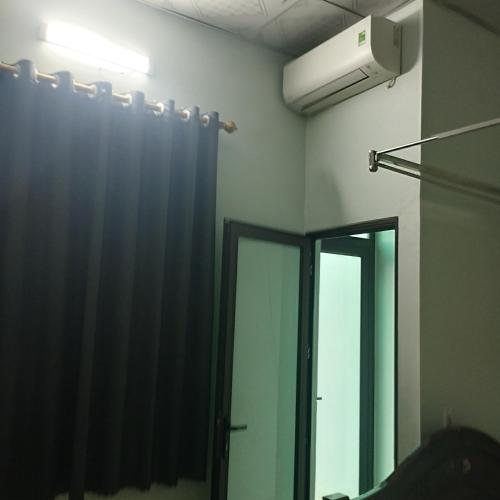 TV a/nebo společenská místnost v ubytování Quỳnh Hà