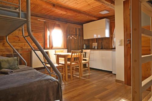 Kuchyň nebo kuchyňský kout v ubytování Agroturystyka Ranczo Gościszów