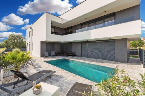 Ferienhaus mit Privatpool für 6 Personen ca 120 qm in Pula-Fondole, Istrien Istrische Riviera