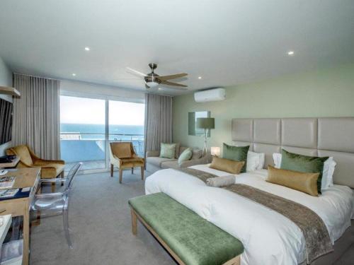Genel bir deniz manzarası veya oda ve kahvaltıdan çekilmiş bir deniz manzarası