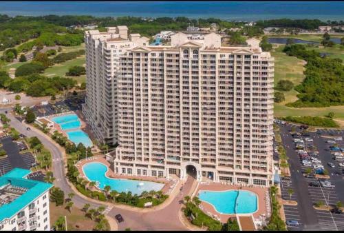 Ariel Dunes I Spacious Balcony, Gulf View & Pools photo 8