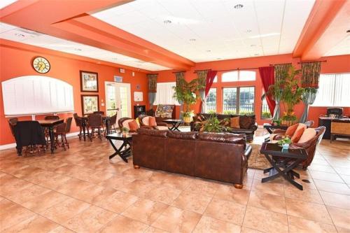 Quiet Disney Condo w/ Balcony ~ 2 Miles to Disney World! photo 37