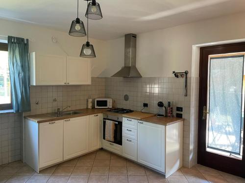 Cuisine ou kitchenette dans l'établissement Casa Camilla