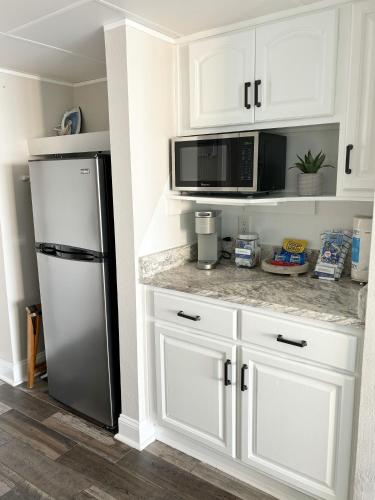 Sea La Vie Oceanfront Studio photo 36