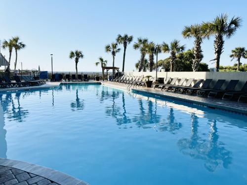 Sea La Vie Oceanfront Studio photo 56