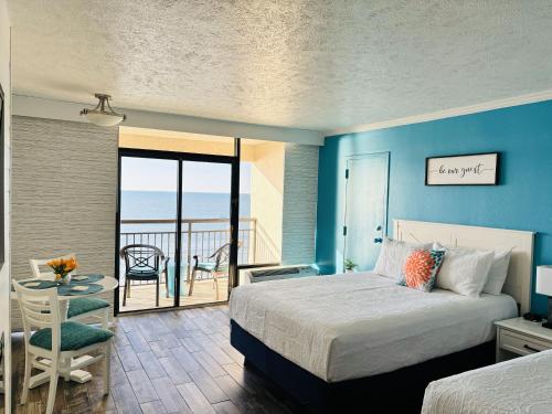 Sea La Vie Oceanfront Studio photo 25