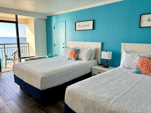 Sea La Vie Oceanfront Studio photo 26