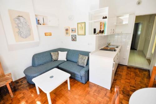 O bucătărie sau chicinetă la Ferienwohnung für 4 Personen ca 40 m in Novigrad, Adriaküste Kroatien Westküste von Istrien