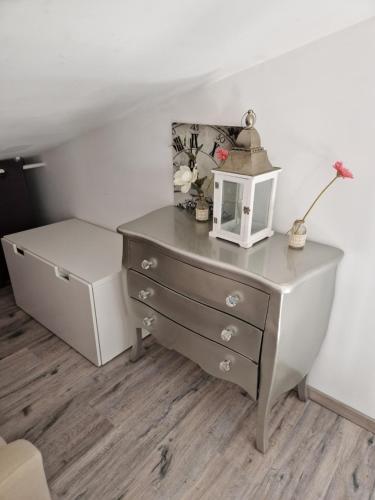 Küche/Küchenzeile in der Unterkunft le Cabanon de LEA