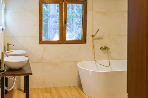 Koupelna v ubytování Hotel & Spa Tino Sveti Stefan