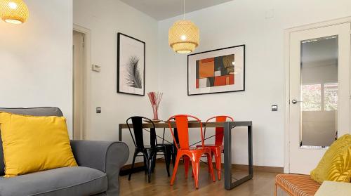 Comfortable apartment, 3 bedrooms with AC Camp Nou