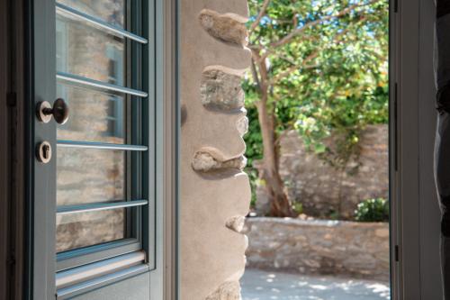 Φωτογραφία από το άλμπουμ του Karastamati΄s Tower House στην Άνδρο