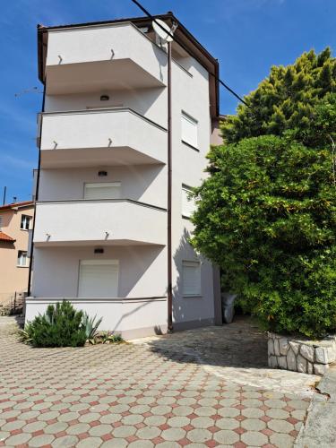 Gallery image of Apartment 4D in Lopar